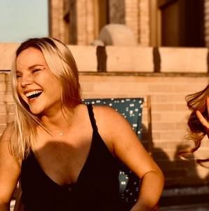 Meet your Posher, Kendra